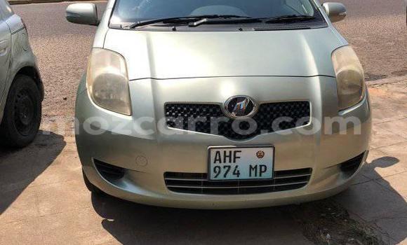 Nunua Ilio tumika Toyota Vitz Beige Gari ndani ya Maputo nchini Maputo