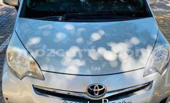 Comprar Usado Toyota Ractis Prata Carro em Maputo em Maputo Comprar Usado Toyota Ractis Prata Carro em Maputo em Maputo