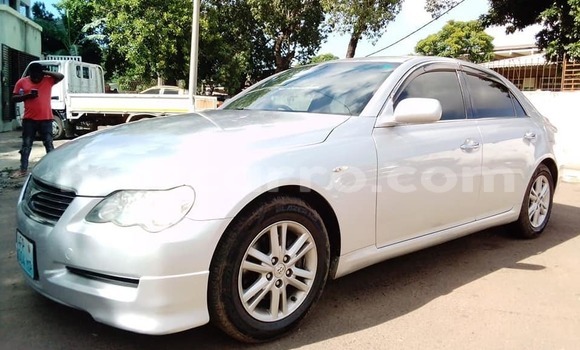 Comprar Usado Toyota Mark X Prata Carro em Maputo em Maputo