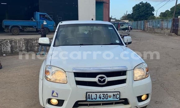 Tenga Tsaru Mazda BT-50 Chena Mota in Maputo in Maputo Tenga Tsaru Mazda BT-50 Chena Mota in Maputo in Maputo
