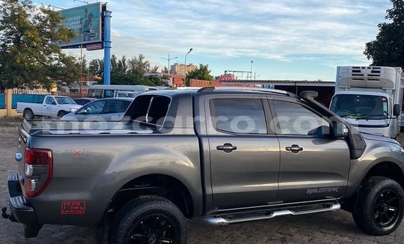 Comprar Usado Ford Ranger Preto Carro em Maputo em Maputo