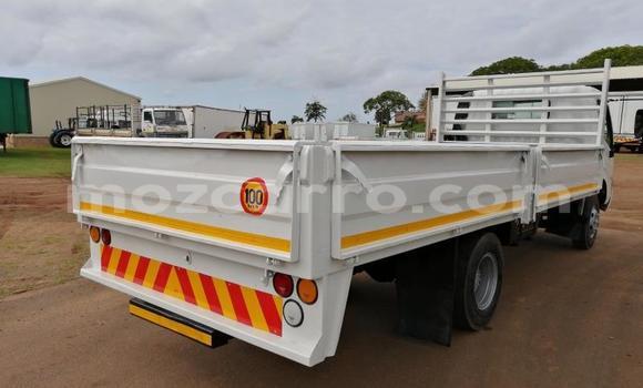 Tenga Tsaru Toyota Dyna Chena Rori in Maputo in Maputo Tenga Tsaru Toyota Dyna Chena Rori in Maputo in Maputo