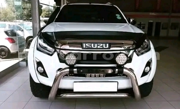 Tenga Tsaru Isuzu D-MAX Chena Mota in Maputo in Maputo Tenga Tsaru Isuzu D-MAX Chena Mota in Maputo in Maputo