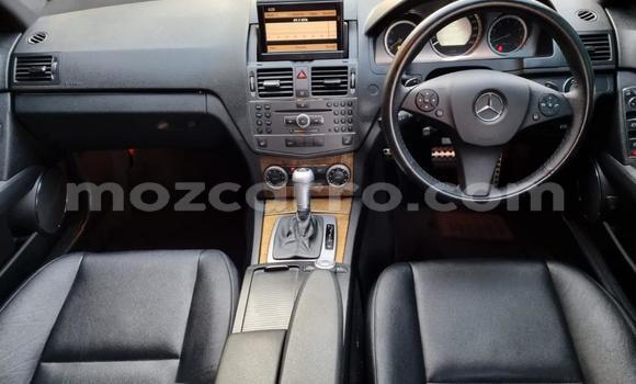 Nunua Ilio tumika Mercedes‒Benz C-klasse Nyeupe Gari ndani ya Maputo nchini Maputo Nunua Ilio tumika Mercedes‒Benz C-klasse Nyeupe Gari ndani ya Maputo nchini Maputo