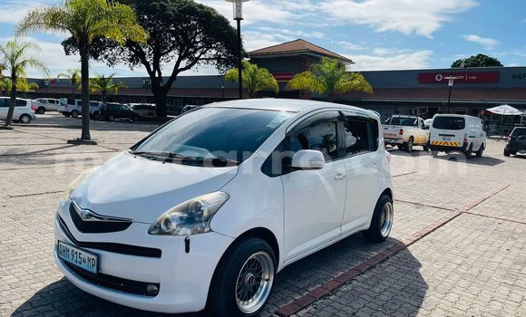 Buy Used Toyota Ractis White Car in Maputo in Maputo Buy Used Toyota Ractis White Car in Maputo in Maputo