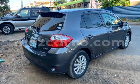 Buy Used Toyota Auris Blue Car in Maputo in Maputo Buy Used Toyota Auris Blue Car in Maputo in Maputo