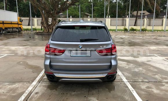 Nunua Ilio tumika BMW X5 Fedha Gari ndani ya Maputo nchini Maputo Nunua Ilio tumika BMW X5 Fedha Gari ndani ya Maputo nchini Maputo