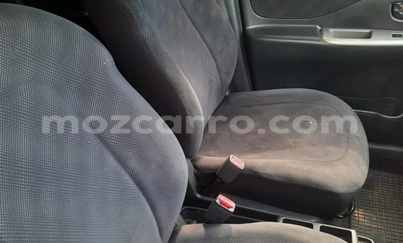 Comprar Usado Toyota Ractis Prata Carro em Maputo em Maputo Comprar Usado Toyota Ractis Prata Carro em Maputo em Maputo