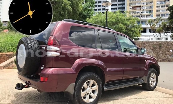 Tenga Tsaru Toyota Land Cruiser Prado Tsvuku Mota in Maputo in Maputo Tenga Tsaru Toyota Land Cruiser Prado Tsvuku Mota in Maputo in Maputo