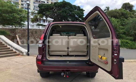 Tenga Tsaru Toyota Land Cruiser Prado Tsvuku Mota in Maputo in Maputo Tenga Tsaru Toyota Land Cruiser Prado Tsvuku Mota in Maputo in Maputo