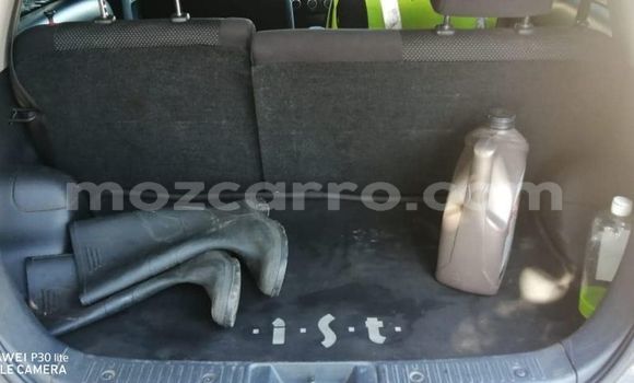 Comprar Usado Toyota IST Preto Carro em Maputo em Maputo Comprar Usado Toyota IST Preto Carro em Maputo em Maputo