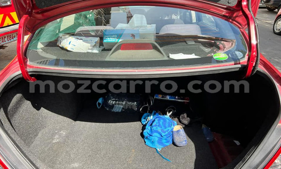 Comprar Usado Nissan Tiida Vermelho Carro em Maputo em Maputo Comprar Usado Nissan Tiida Vermelho Carro em Maputo em Maputo