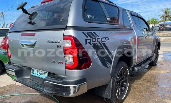 Buy Used Toyota Hilux Silver Car in Maputo in Maputo Buy Used Toyota Hilux Silver Car in Maputo in Maputo