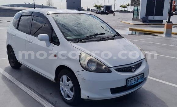 Buy Used Honda Fit White Car in Maputo in Maputo Buy Used Honda Fit White Car in Maputo in Maputo