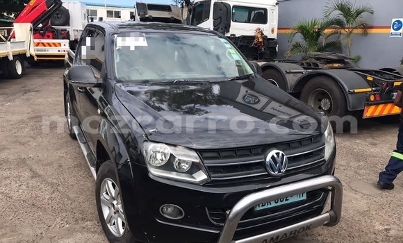 Nunua Ilio tumika Volkswagen Amarok Nyeusi Gari ndani ya Maputo nchini Maputo