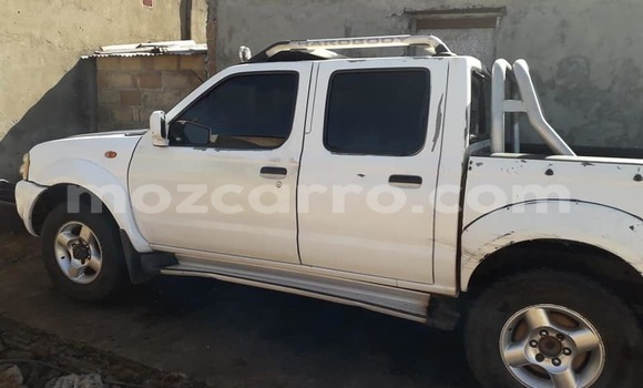 Comprar Usado Nissan Hardbody Branco Carro em Maputo em Maputo Comprar Usado Nissan Hardbody Branco Carro em Maputo em Maputo