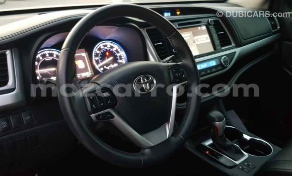 Tenga Imported Toyota Highlander Zvimwe Mota in Import - Dubai in Cabo Delgado Tenga Imported Toyota Highlander Zvimwe Mota in Import - Dubai in Cabo Delgado