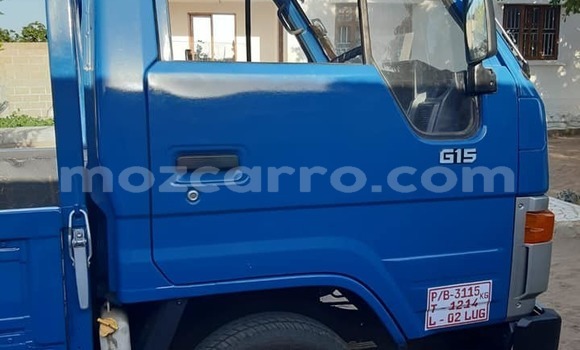 Comprar Usado Toyota Town Ace Azul Carro em Maputo em Maputo