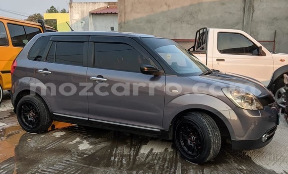 Comprar Usado Mazda Verisa Preto Carro em Maputo em Maputo