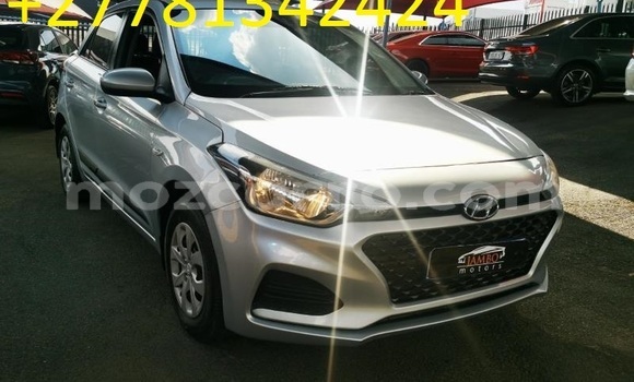 Nunua Ilio tumika Hyundai i20 Fedha Gari ndani ya Maputo nchini Maputo