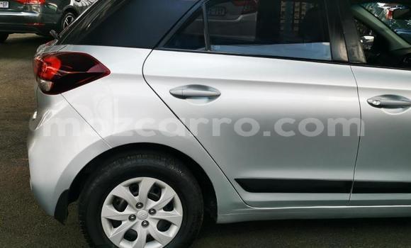 Buy Used Hyundai i20 Silver Car in Maputo in Maputo Buy Used Hyundai i20 Silver Car in Maputo in Maputo