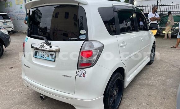 Buy Used Toyota Ractis White Car in Maputo in Maputo Buy Used Toyota Ractis White Car in Maputo in Maputo