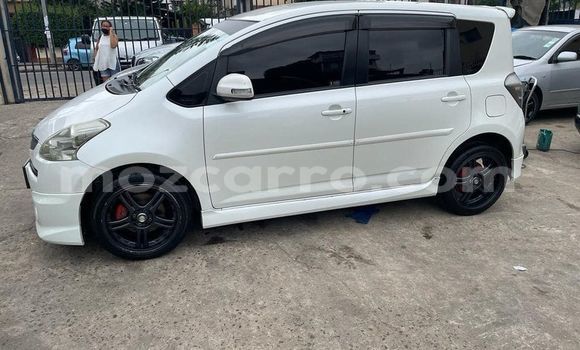 Buy Used Toyota Ractis White Car in Maputo in Maputo Buy Used Toyota Ractis White Car in Maputo in Maputo