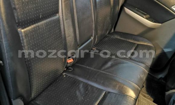 Comprar Usado Mazda BT-50 Prata Carro em Maputo em Maputo Comprar Usado Mazda BT-50 Prata Carro em Maputo em Maputo