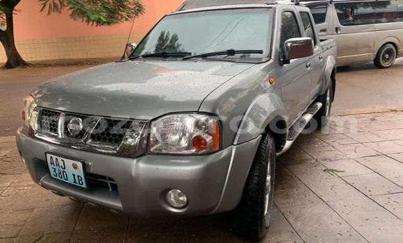 Comprar Usado Nissan Hardbody Prata Carro em Maputo em Maputo Comprar Usado Nissan Hardbody Prata Carro em Maputo em Maputo