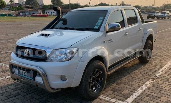 Comprar Usado Toyota Hilux Branco Carro em Maputo em Maputo Comprar Usado Toyota Hilux Branco Carro em Maputo em Maputo