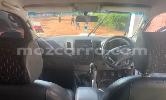 Comprar Usado Toyota Hilux Branco Carro em Maputo em Maputo Comprar Usado Toyota Hilux Branco Carro em Maputo em Maputo
