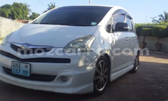 Comprar Usado Toyota Ractis Branco Carro em Maputo em Maputo Comprar Usado Toyota Ractis Branco Carro em Maputo em Maputo