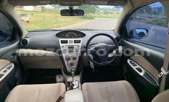 Comprar Usado Toyota Belta Prata Carro em Maputo em Maputo Comprar Usado Toyota Belta Prata Carro em Maputo em Maputo