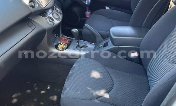 Buy Used Toyota RAV4 White Car in Maputo in Maputo Buy Used Toyota RAV4 White Car in Maputo in Maputo