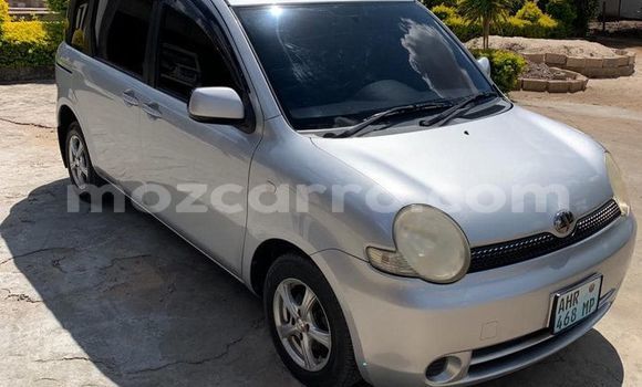 Buy Used Toyota Sienta Silver Car in Maputo in Maputo
