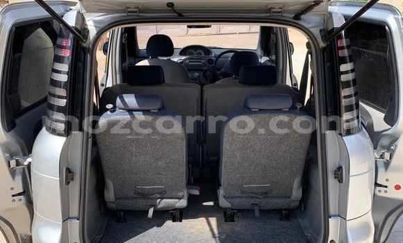 Comprar Usado Toyota Sienta Prata Carro em Maputo em Maputo Comprar Usado Toyota Sienta Prata Carro em Maputo em Maputo