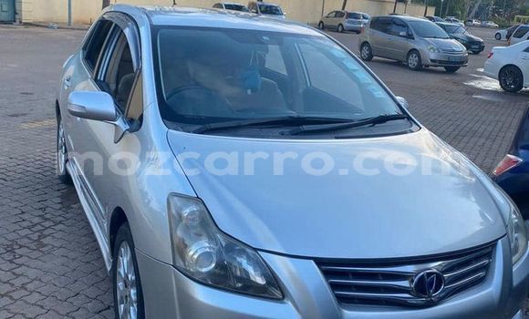 Comprar Usado Toyota Blade Prata Carro em Maputo em Maputo
