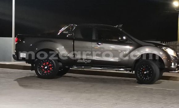 Comprar Usado Mazda BT-50 Preto Carro em Maputo em Maputo Comprar Usado Mazda BT-50 Preto Carro em Maputo em Maputo