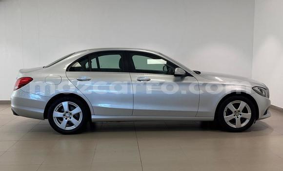 Tenga Tsaru Mercedes‒Benz C-klasse Sirivha Mota in Chongoene in Gaza Tenga Tsaru Mercedes‒Benz C-klasse Sirivha Mota in Chongoene in Gaza