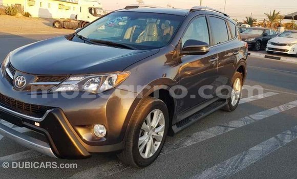 Comprar Importar Toyota RAV4 De outros Carro em Import - Dubai em Cabo Delgado Comprar Importar Toyota RAV4 De outros Carro em Import - Dubai em Cabo Delgado