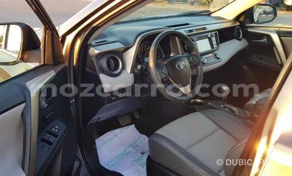 Comprar Importar Toyota RAV4 De outros Carro em Import - Dubai em Cabo Delgado Comprar Importar Toyota RAV4 De outros Carro em Import - Dubai em Cabo Delgado