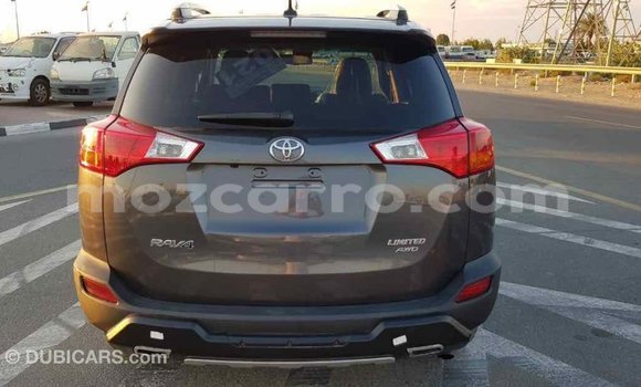 Comprar Importar Toyota RAV4 De outros Carro em Import - Dubai em Cabo Delgado Comprar Importar Toyota RAV4 De outros Carro em Import - Dubai em Cabo Delgado