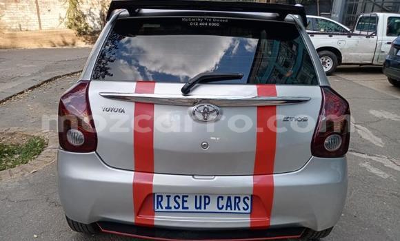 Tenga Tsaru Toyota Etios Sirivha Mota in Maputo in Maputo Tenga Tsaru Toyota Etios Sirivha Mota in Maputo in Maputo