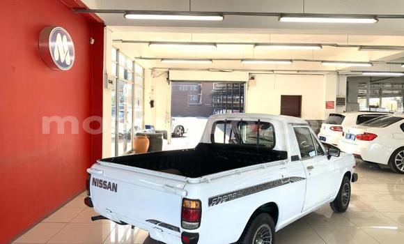 Comprar Usado Nissan 180SX Branco Carro em Maputo em Maputo Comprar Usado Nissan 180SX Branco Carro em Maputo em Maputo