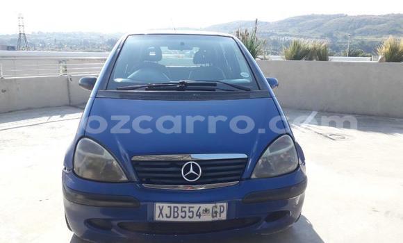Comprar Usado Mercedes-Benz A200 Azul Carro em Maputo em Maputo Comprar Usado Mercedes-Benz A200 Azul Carro em Maputo em Maputo