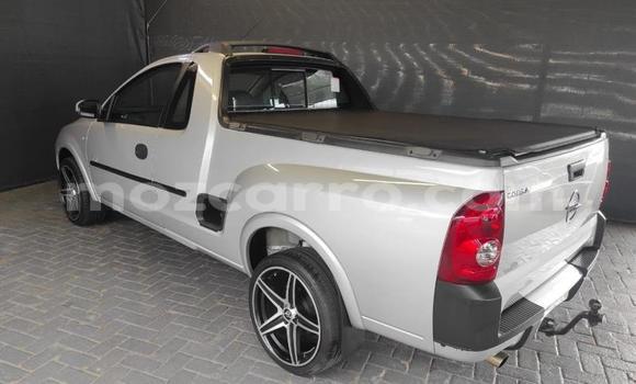 Tenga Tsaru Opel Corsa Sirivha Mota in Maputo in Maputo Tenga Tsaru Opel Corsa Sirivha Mota in Maputo in Maputo