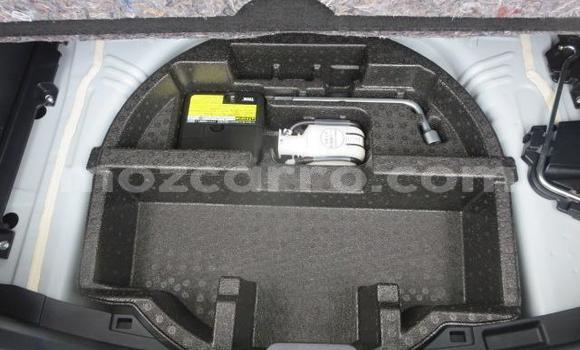 Buy Used Toyota Vitz White Car in Beira in Sofala Buy Used Toyota Vitz White Car in Beira in Sofala