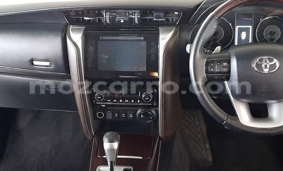 Nunua Ilio tumika Toyota Fortuner Nyingine Gari ndani ya Maputo nchini Maputo Nunua Ilio tumika Toyota Fortuner Nyingine Gari ndani ya Maputo nchini Maputo