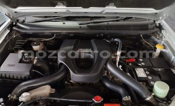 Tenga Tsaru Isuzu D-max X-Series Zvimwe Mota in Maputo in Maputo Tenga Tsaru Isuzu D-max X-Series Zvimwe Mota in Maputo in Maputo