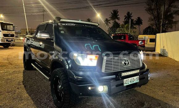 Comprar Usado Toyota Tundra Preto Carro em Maputo em Maputo